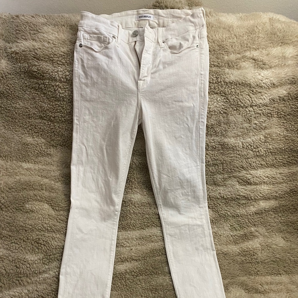 Good American good legs white skinny jeans
